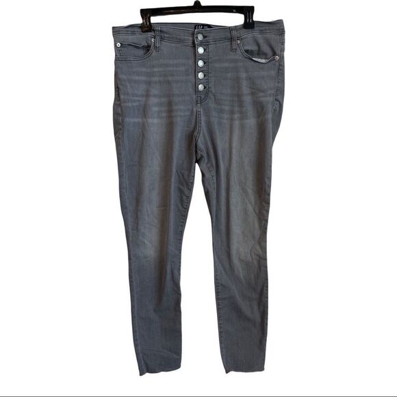 Gap Denim Light Gray Button Front Frayed Edge Leggings - Size 18 - Picture 2 of 14